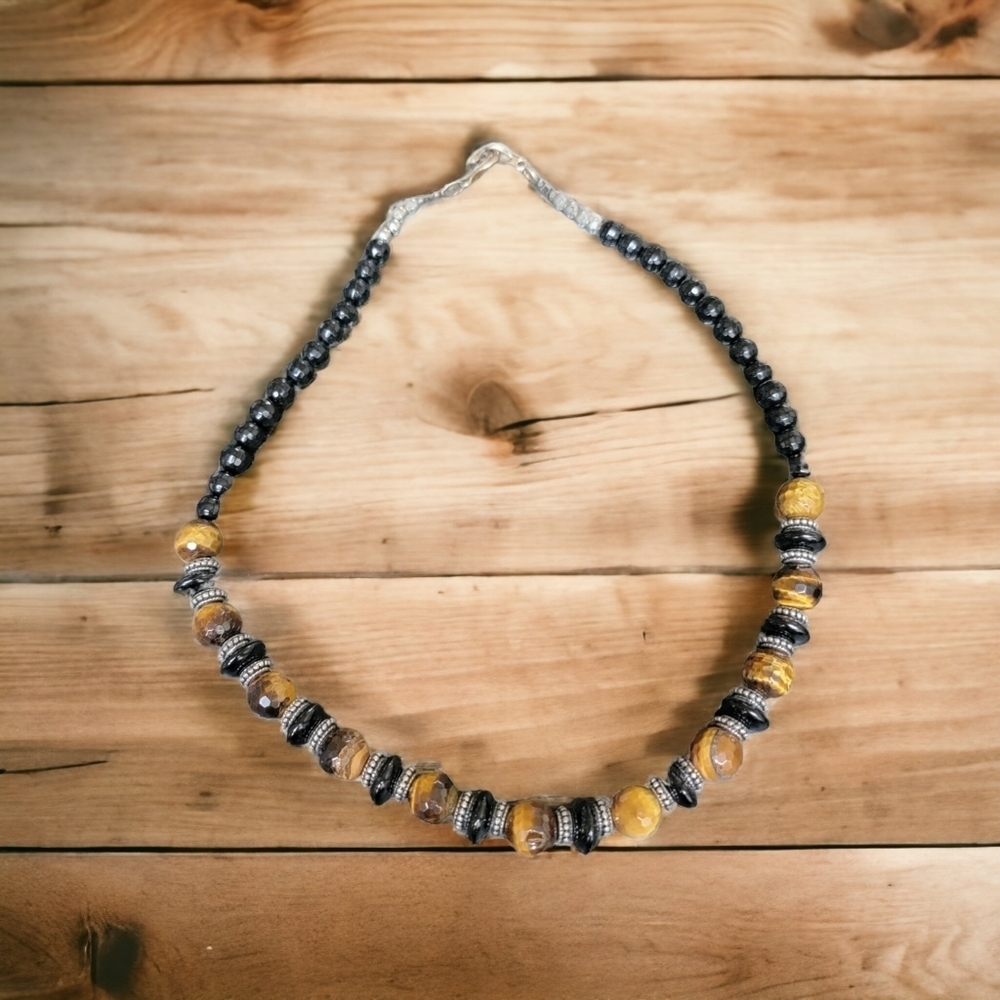 Black and Brown Neutral Necklace